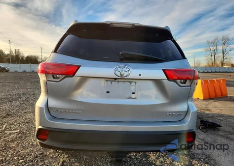 2017 Toyota Highlander Se from USA, damaged, VIN 5TDJZRFH0HS461834